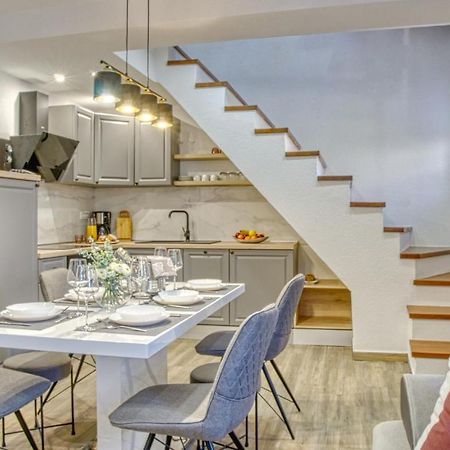 Su Casa - at Kastela OldTown Apartment Bagian luar foto