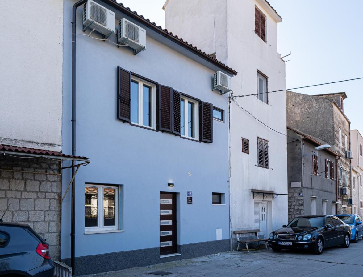 Su Casa - at Kastela OldTown Apartment Bagian luar foto