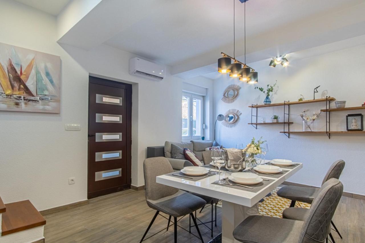 Su Casa - at Kastela OldTown Apartment Bagian luar foto