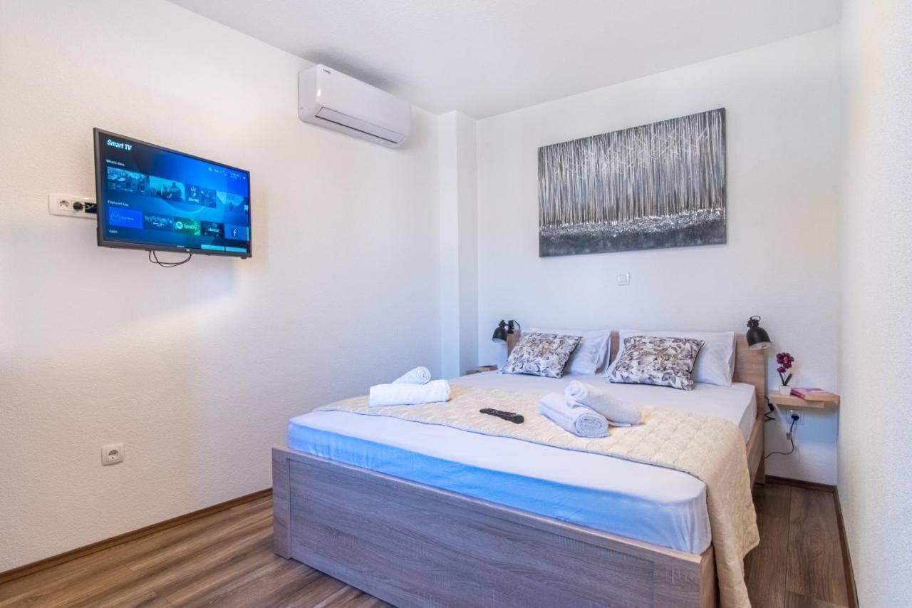 Su Casa - at Kastela OldTown Apartment Bagian luar foto