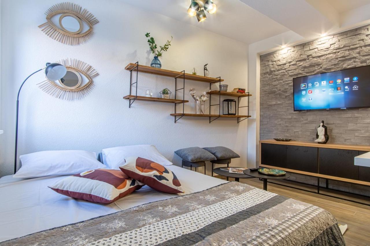Su Casa - at Kastela OldTown Apartment Bagian luar foto