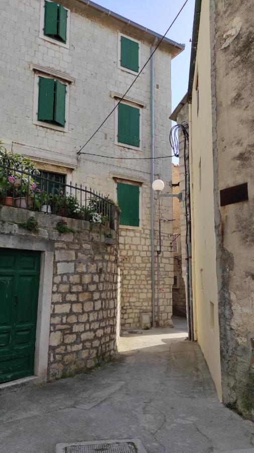 Su Casa - at Kastela OldTown Apartment Bagian luar foto
